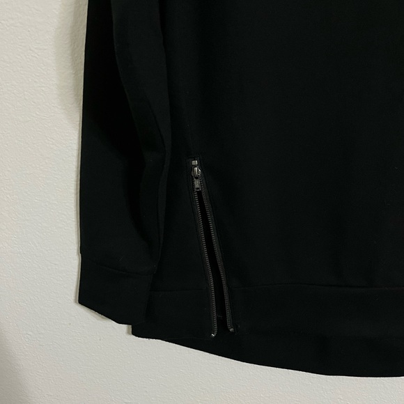 Banana Republic Black Zip Sweater - Picture 4 of 5